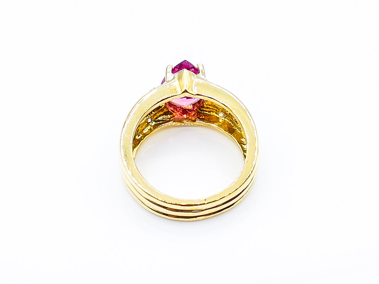 1980s Pear Shape Pink Tourmaline Diamond 18K Yellow Gold Ring