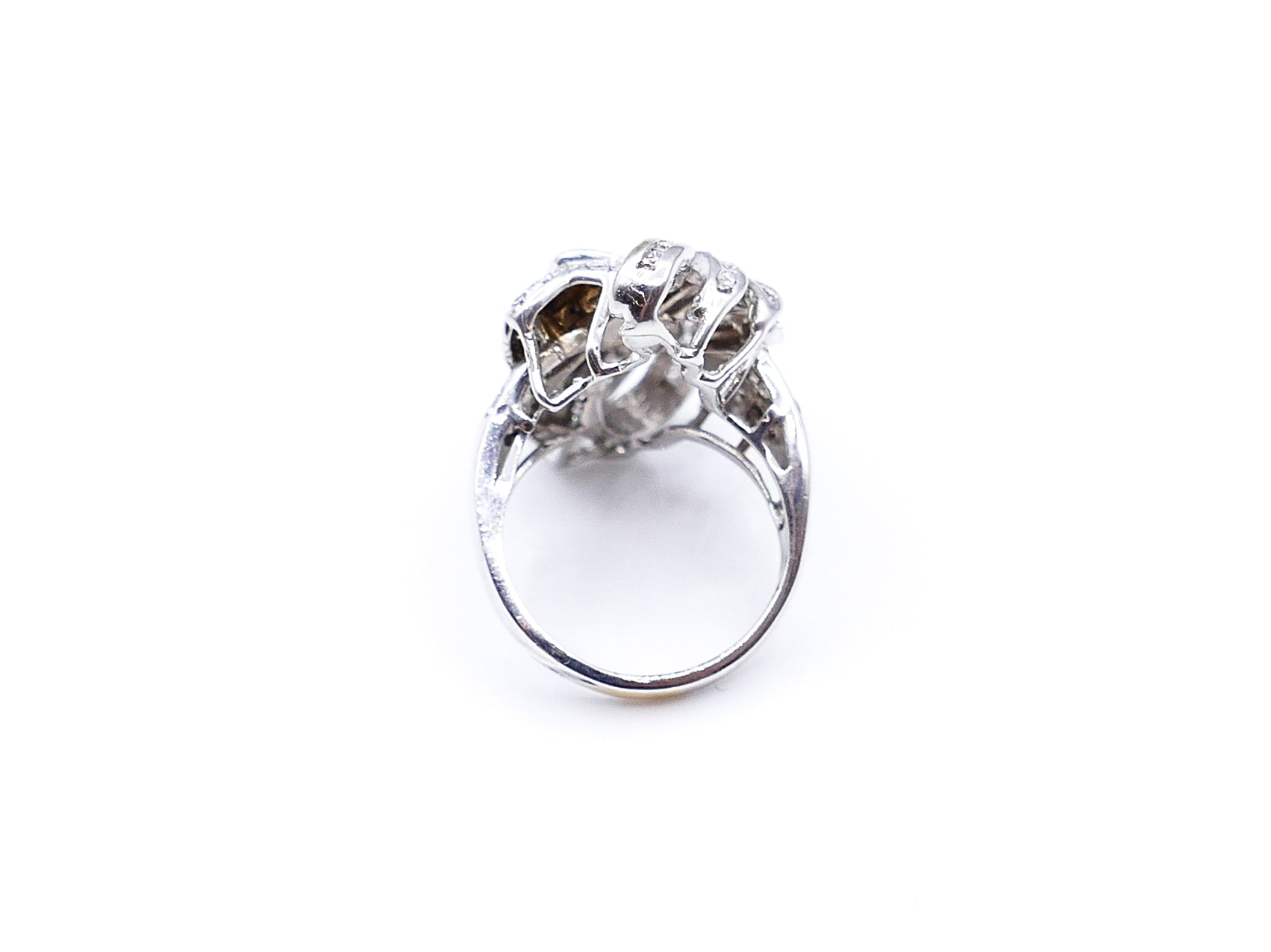Ribbon Diamond White Gold Ring
