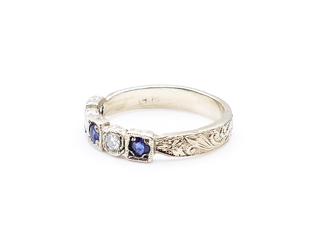 Victorian-Style 5 Stone Square and Round Motif Band