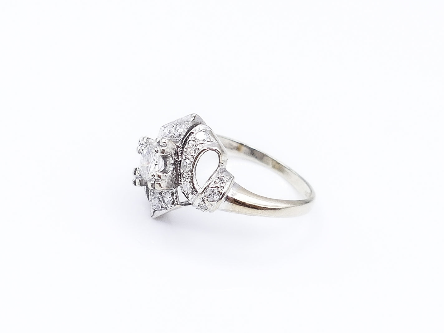 Art Deco Diamond White Gold Engagement Ring