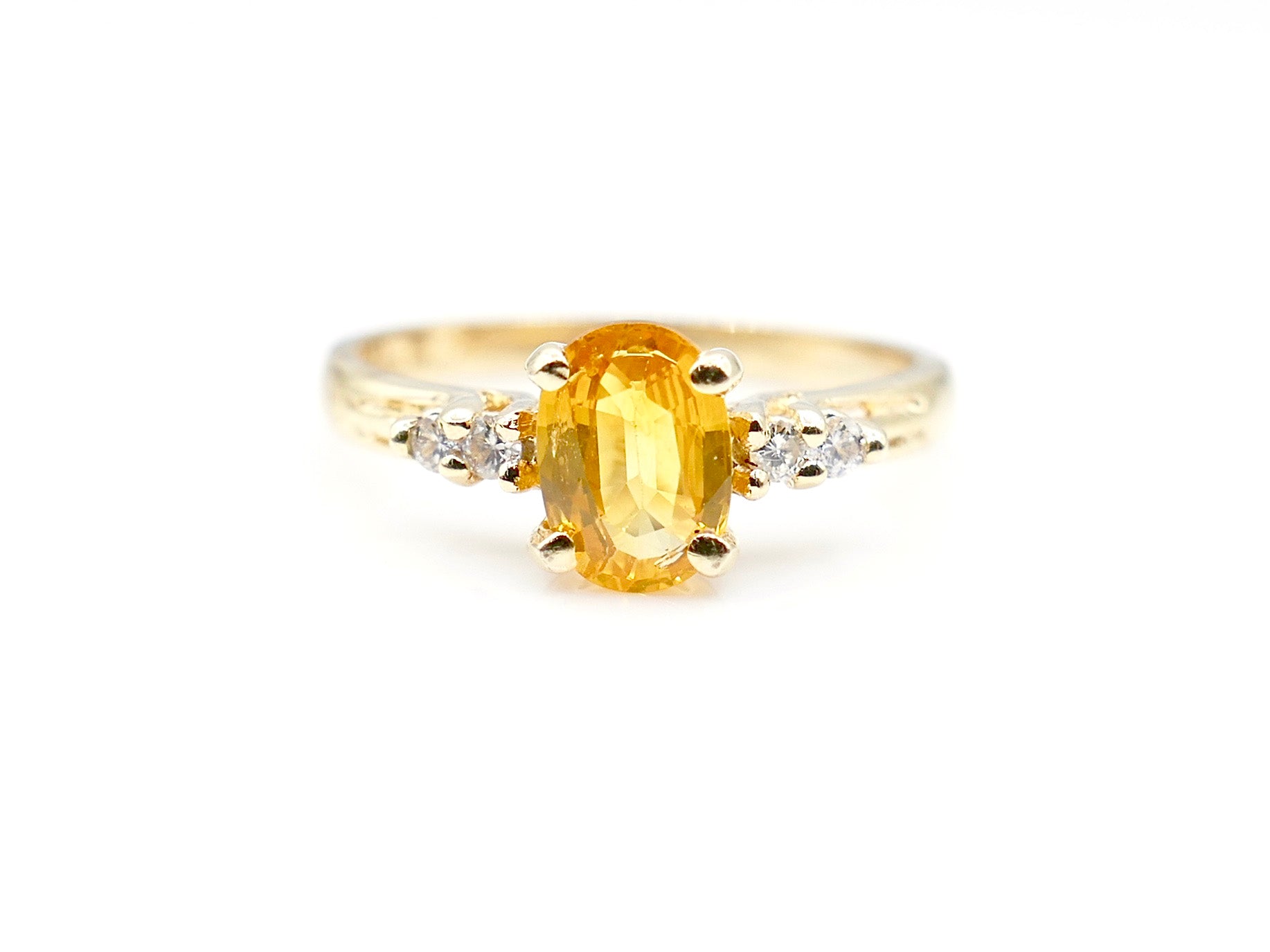 1 CT Yellow Sapphire and Yellow Gold Ring