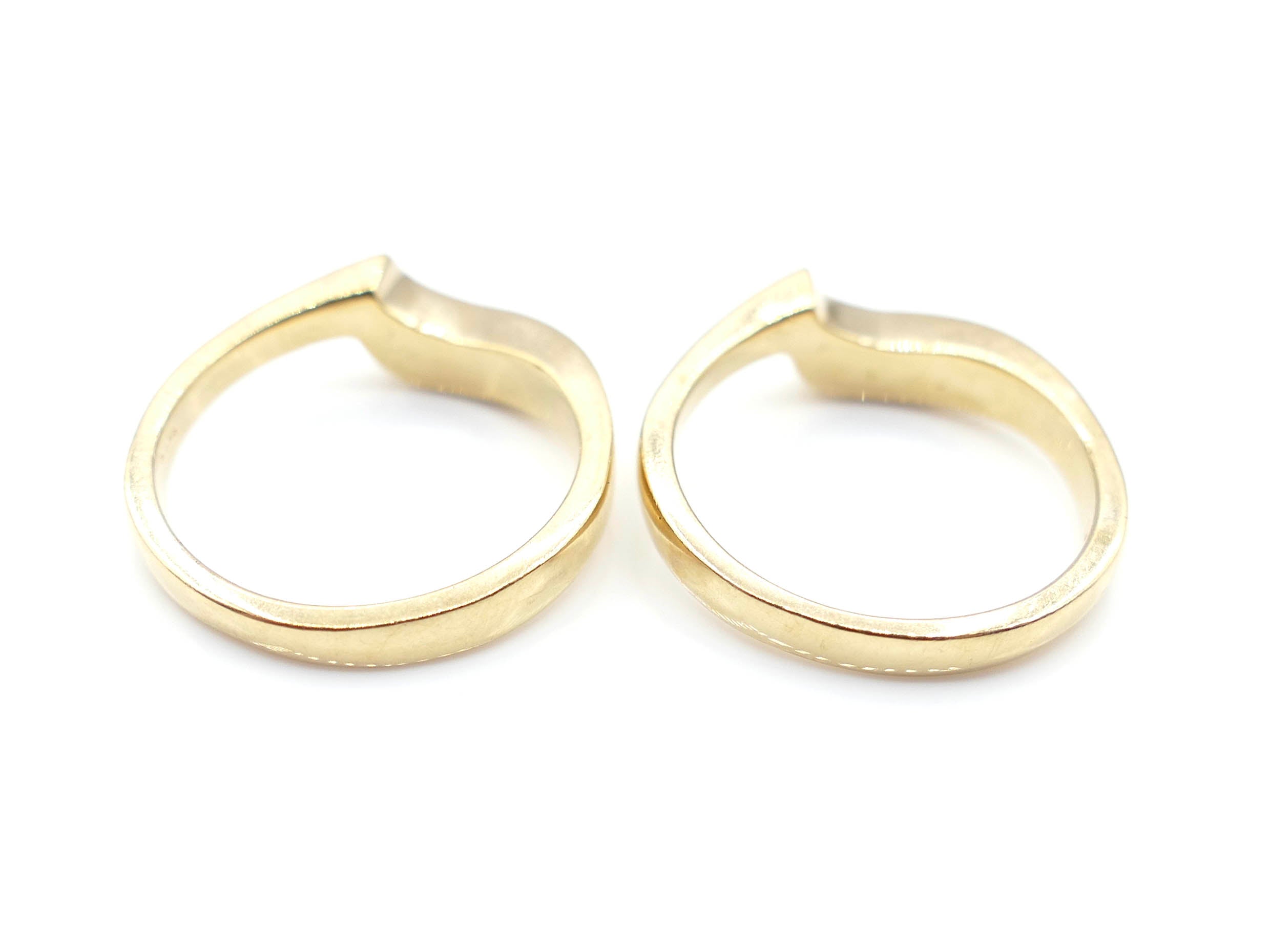 *14K Yellow Gold Wave Bands